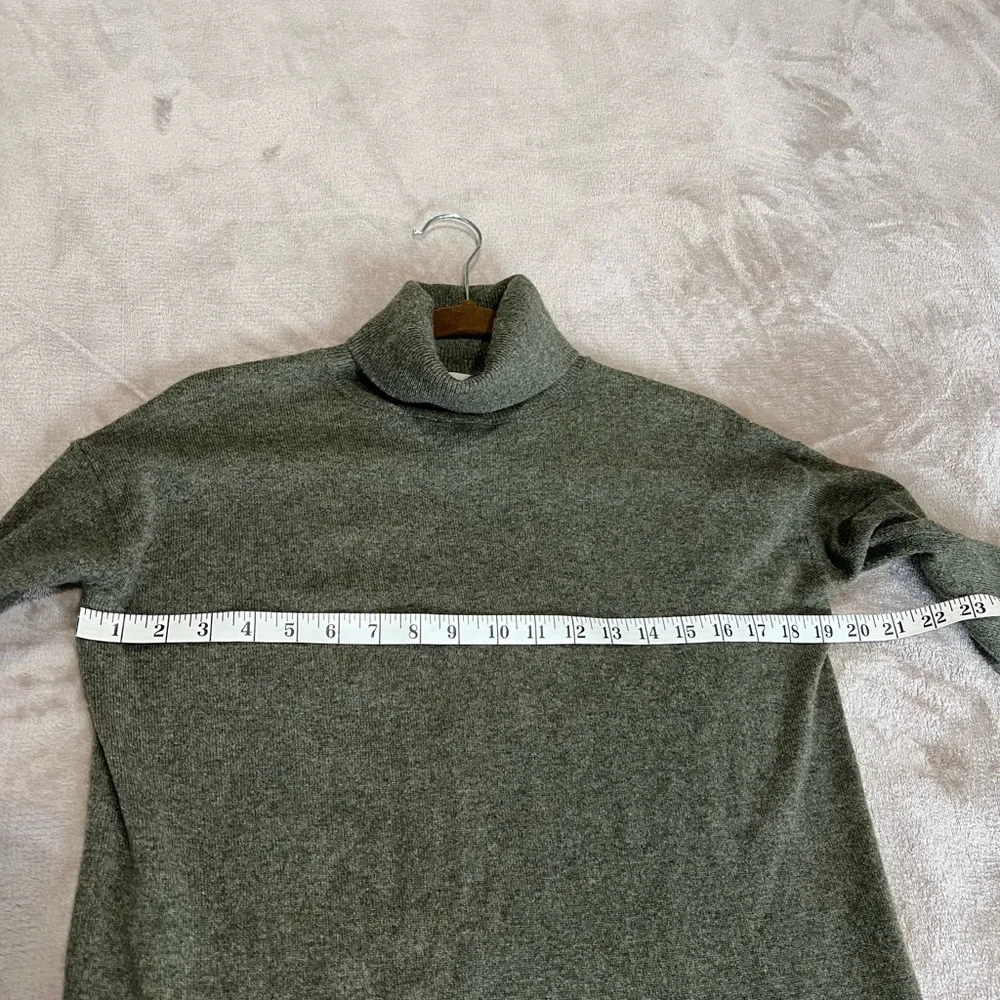 Everlane Olive Knit Turtleneck